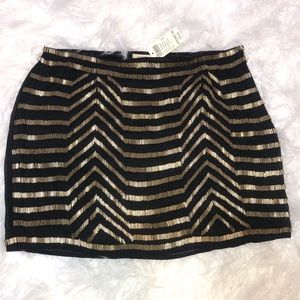 Arden B Zigzag beaded mini skirt! NWT